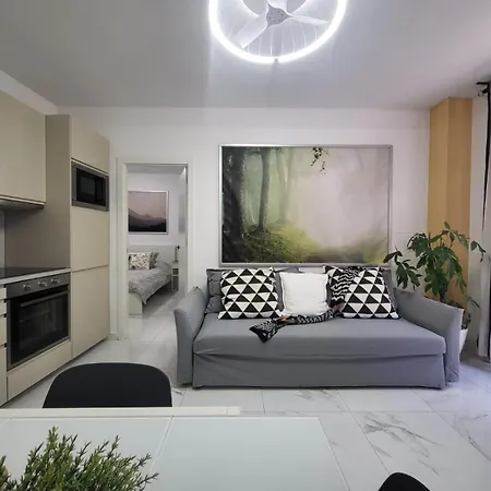 New 2 Bedrooms Gold Flat At Las Canteras Beach With Balcony And Free Parking Las Palmas de Gran Canaria Exterior photo