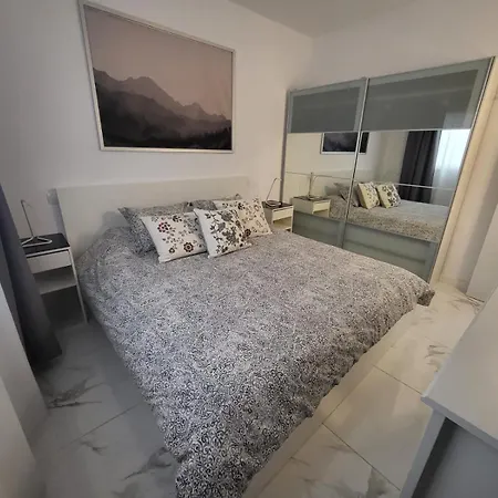 New 2 Bedrooms Gold Flat At Las Canteras Beach With Balcony And Free Parking Las Palmas de Gran Canaria Exterior photo