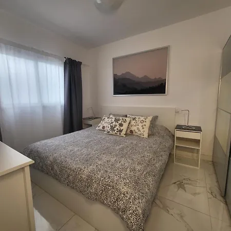 New 2 Bedrooms Gold Flat At Las Canteras Beach With Balcony And Free Parking Las Palmas de Gran Canaria Exterior photo