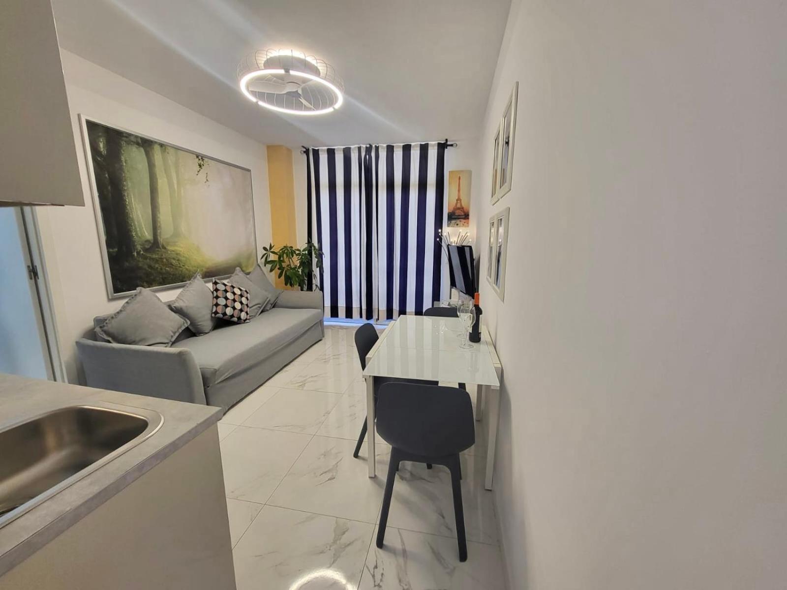 New 2 Bedrooms Gold Flat At Canteras With Balcony And Free Parking Apartment Las Palmas de Gran Canaria