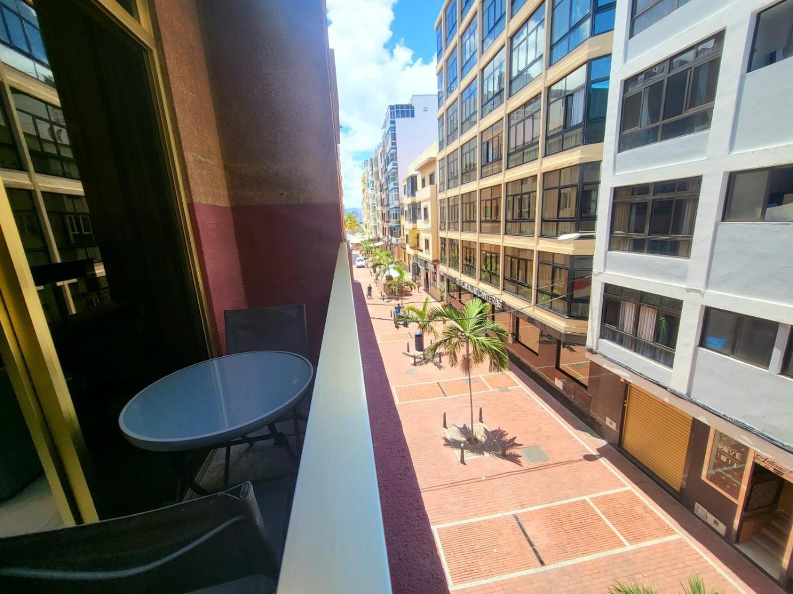 New 2 Bedrooms Gold Flat At Canteras With Balcony And Free Parking Las Palmas