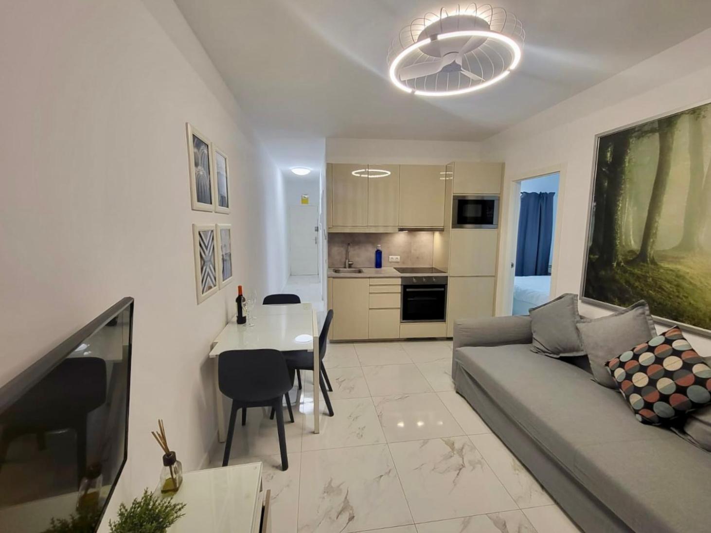 New 2 Bedrooms Gold Flat At Canteras With Balcony And Free Parking * Las Palmas